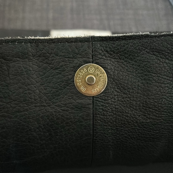 Genuine leather , made in Mexico messenger bag - Picture 8 of 11